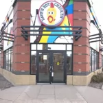 DAVE’S HOT CHICKEN EDMONTON – EXTERIOR 2